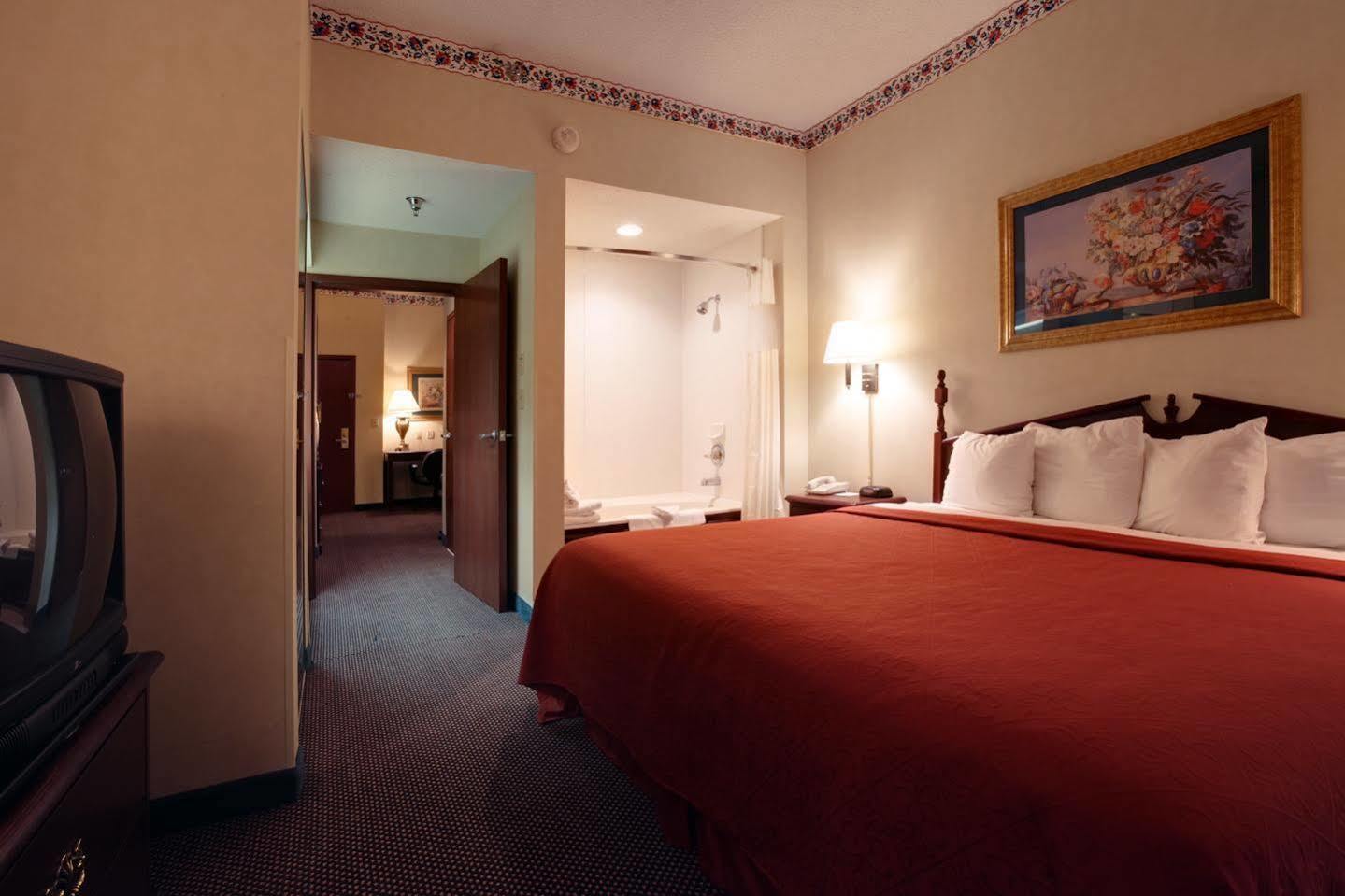 แคนเดิ้ลวูด สวีท โจนส์โบโร Hotel ภายนอก รูปภาพ